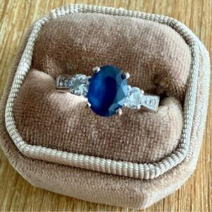 Sapphire and Diamond Lady’s Engagement Ring in 14kt White Gold